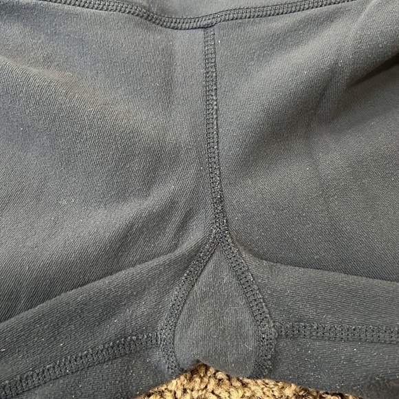 Lululemon Groove Crop Reversible Pants in Coal / Royalty / Royalty Space Dye - Picture 13 of 16